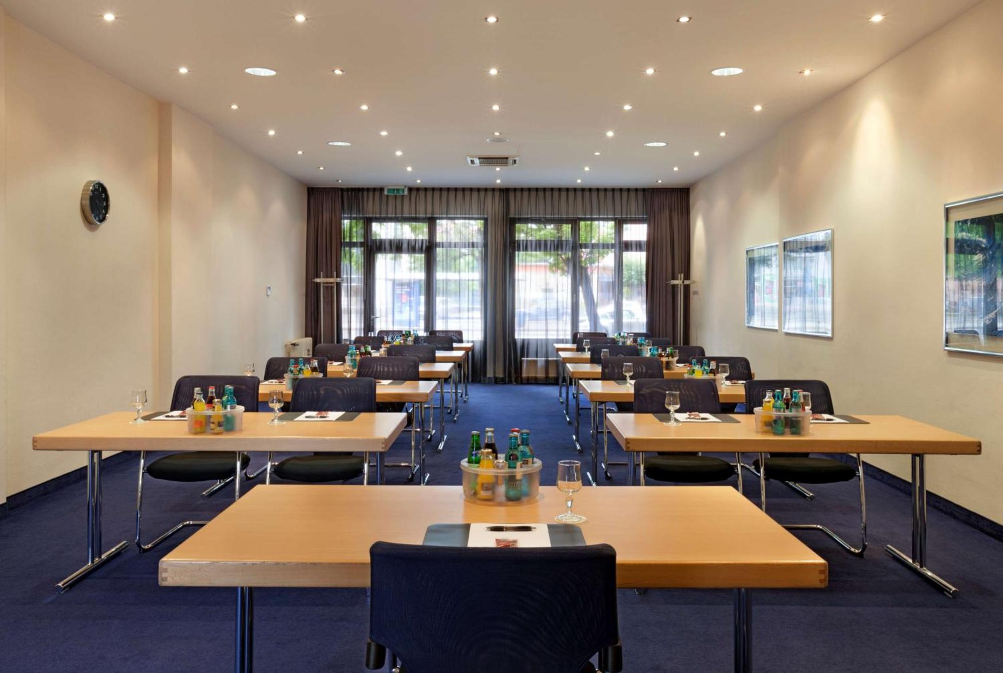 Flemings Hotel Muenchen-Schwabing Exterior photo